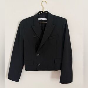 Cropped double breasted blazer